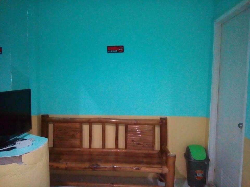 Mother Teresa Rooms And Restaurant Oslob Exterior photo
