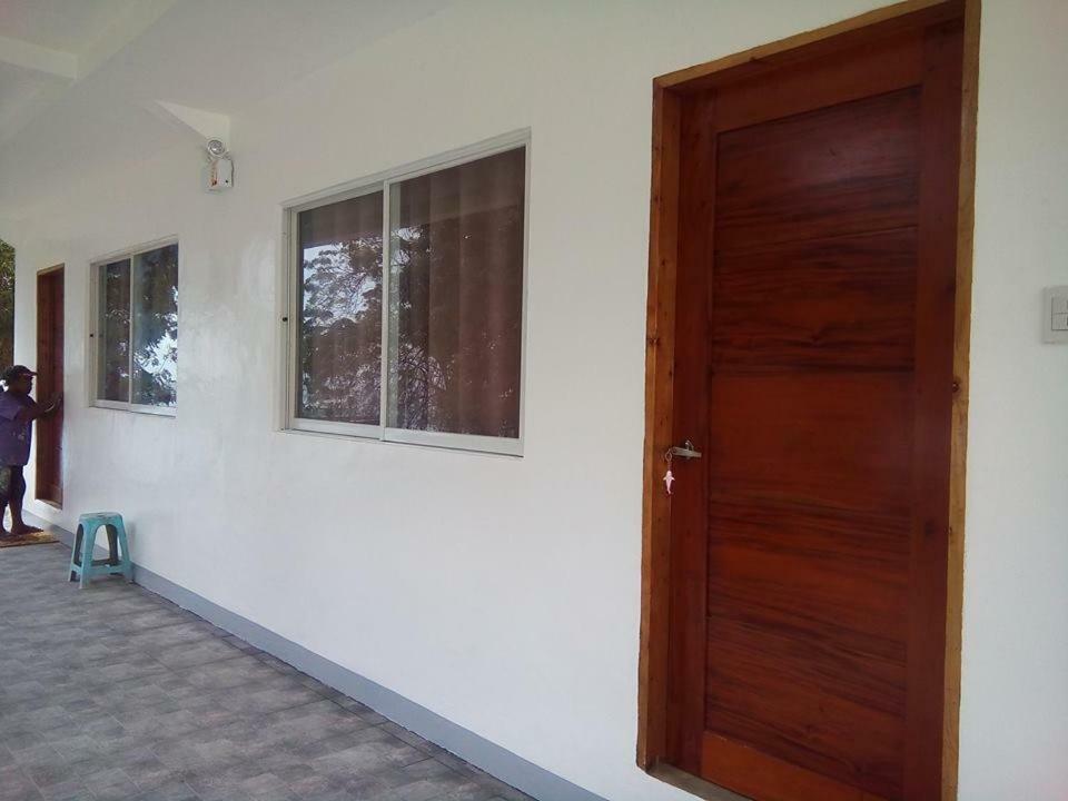Mother Teresa Rooms And Restaurant Oslob Exterior photo